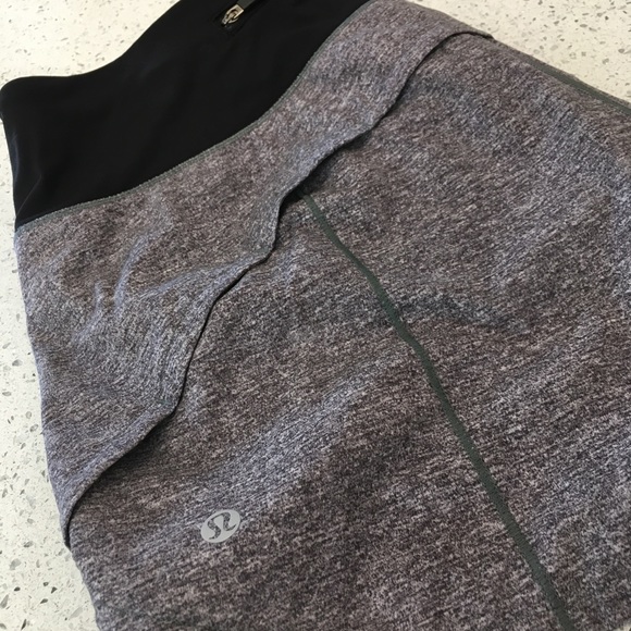 LULULEMON Speed Up Short Size 10 - Picture 1 of 4